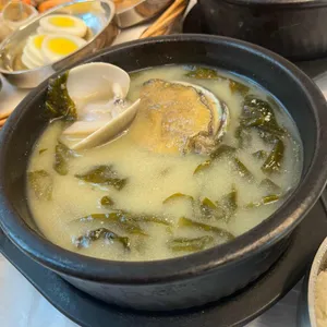 낙산 귀신고래 사진