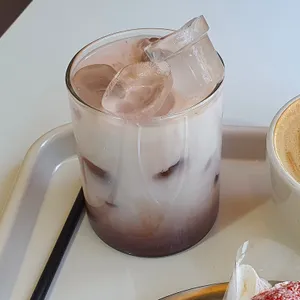 크레뮤 러빙 클럽 사진