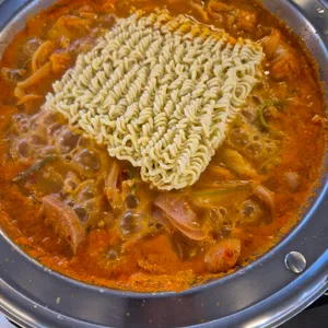 해방촌 부대찌개 사진