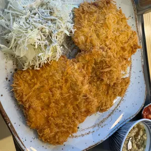 카츠야미 사진