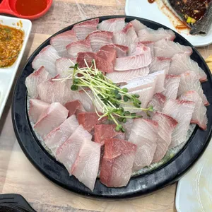 파도수산 사진