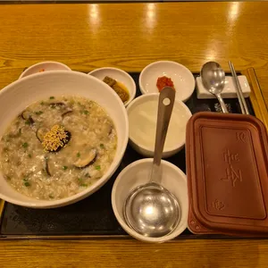 본죽 사진