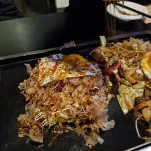 데판즈 사진