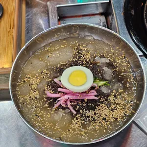 술돼지 사진