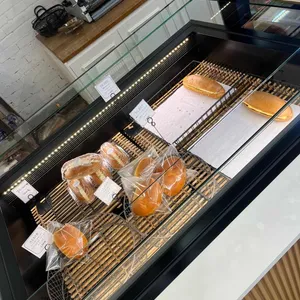 브레드테이블 사진