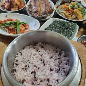 송이네밥상 사진