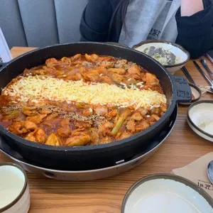 장인닭갈비 사진