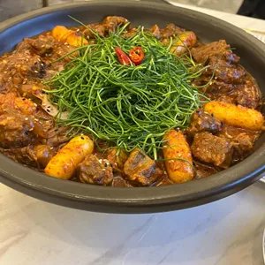 동인정 사진