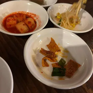 박씨물고온제비 사진