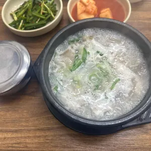 가보네순대국 대표 사진