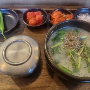 전일옥 사진