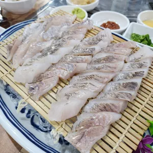 정남진회종합어시장 사진