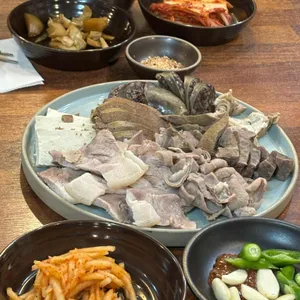 제주동백을담다 사진