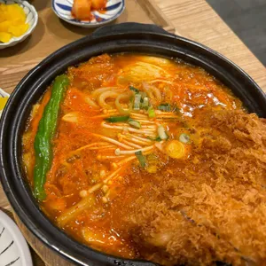 부엉이돈가스 사진