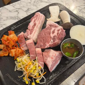돈구어 사진