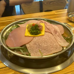 이태리부대찌개 사진