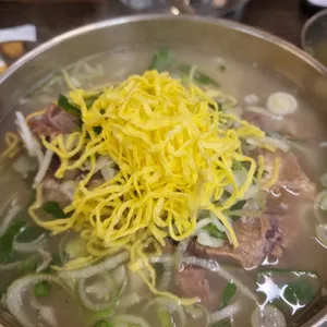 평이담백 뼈칼국수 사진