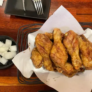 교촌치킨 사진 2
