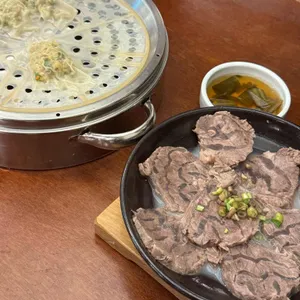 동면식밀면 사진