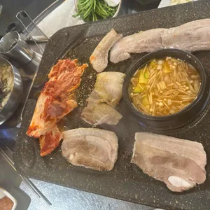 명성냉삼집 사진