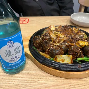 더진국 수육국밥 사진