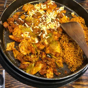유가네닭갈비 사진