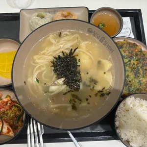 팔당원조칼제비 사진