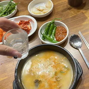 더참맛수육국밥 사진
