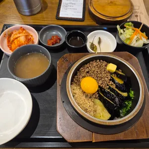 단정 사진
