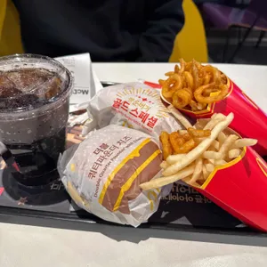 맥도날드 사진 2
