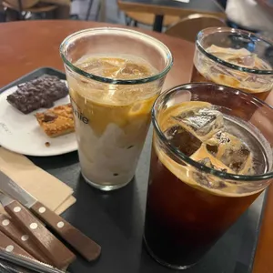 코니 사진