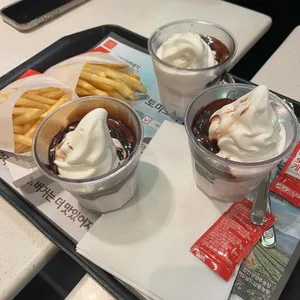 맥도날드 사진