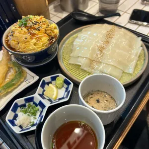 요미우돈교자 사진