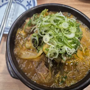 진국정 사진