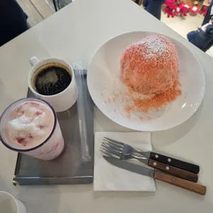 에이트 사진