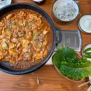 장인닭갈비 사진