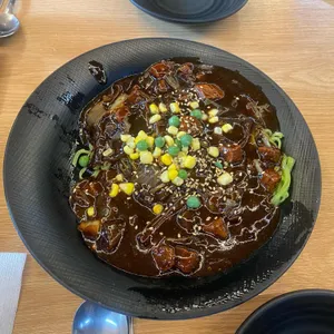 빙빙반점 사진