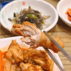 하슬라 묵은지찜닭 사진