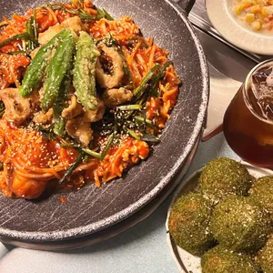 성수AGU 사진