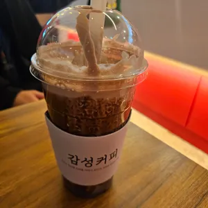 감성커피 사진 1