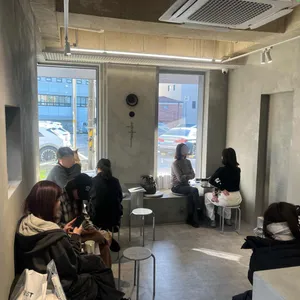 에이크로리즘 안국카페 리뷰 사진