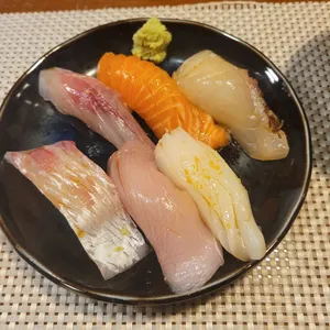 스시야에 사진