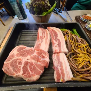 더그릴 육선 사진