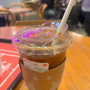 폴바셋 사진