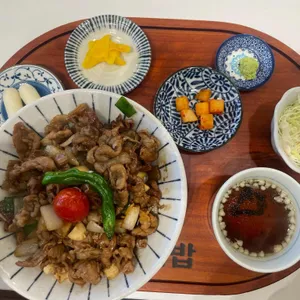 핵밥 사진