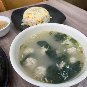 이둔자 꿔보러우 사진
