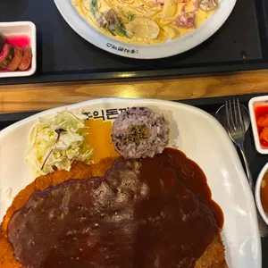 홍익돈까스 사진
