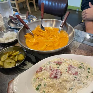 피자에꼬친닭 사진
