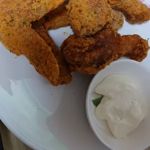 BHC Chicken 사진 2