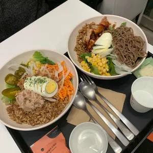 샐러디 사진